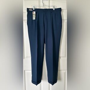 Haggar Men's Premium Classic Fit Comfort Dress Pants- Blue (38x31) NWT